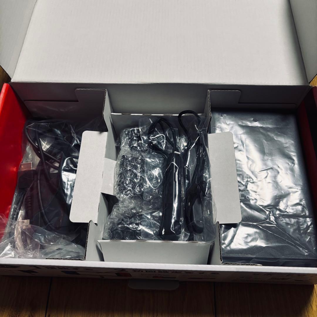 【美品・箱付き】Nintendo Switch 本体 青/赤
