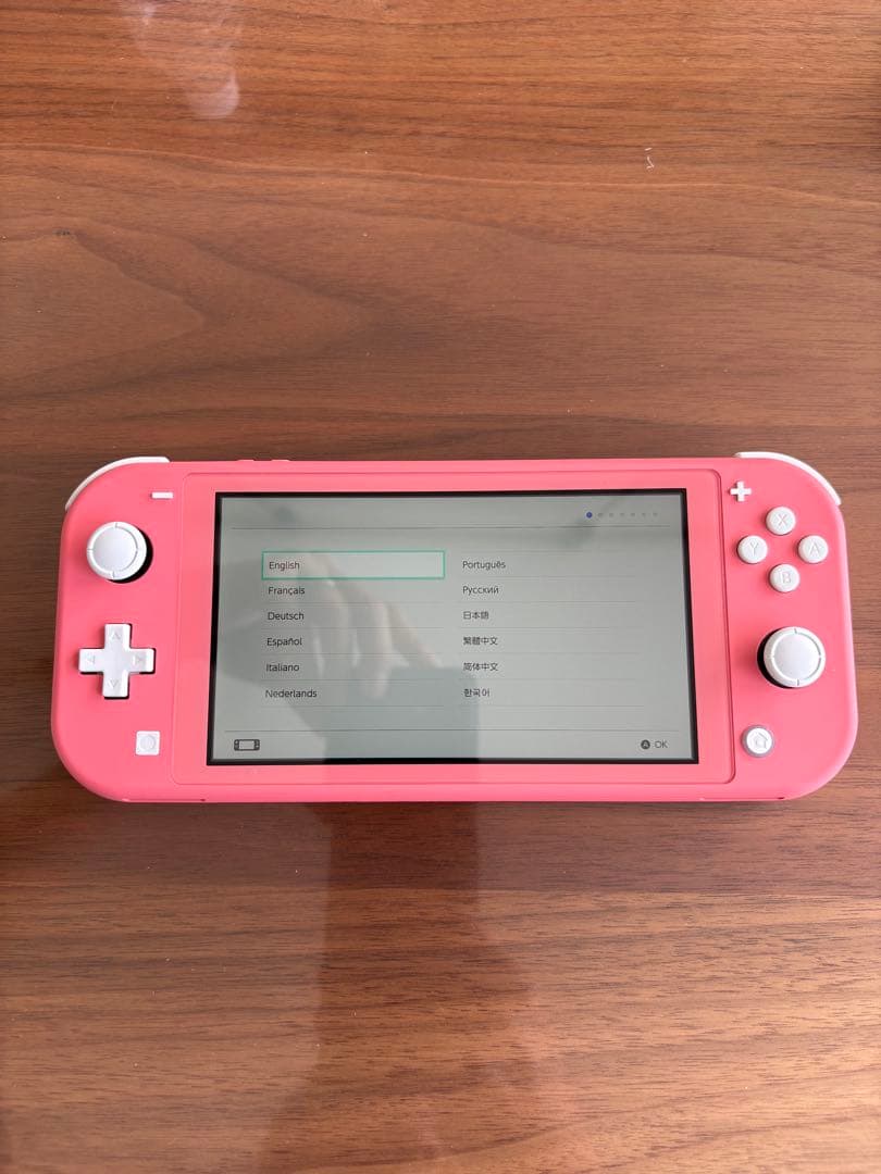 任天堂　スイッチライト　ピンク　中古