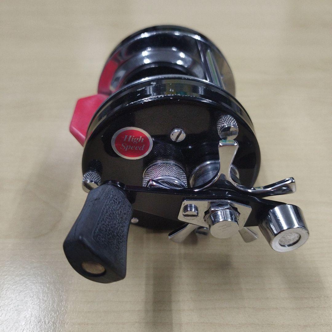 abu5600dc赤ベロ