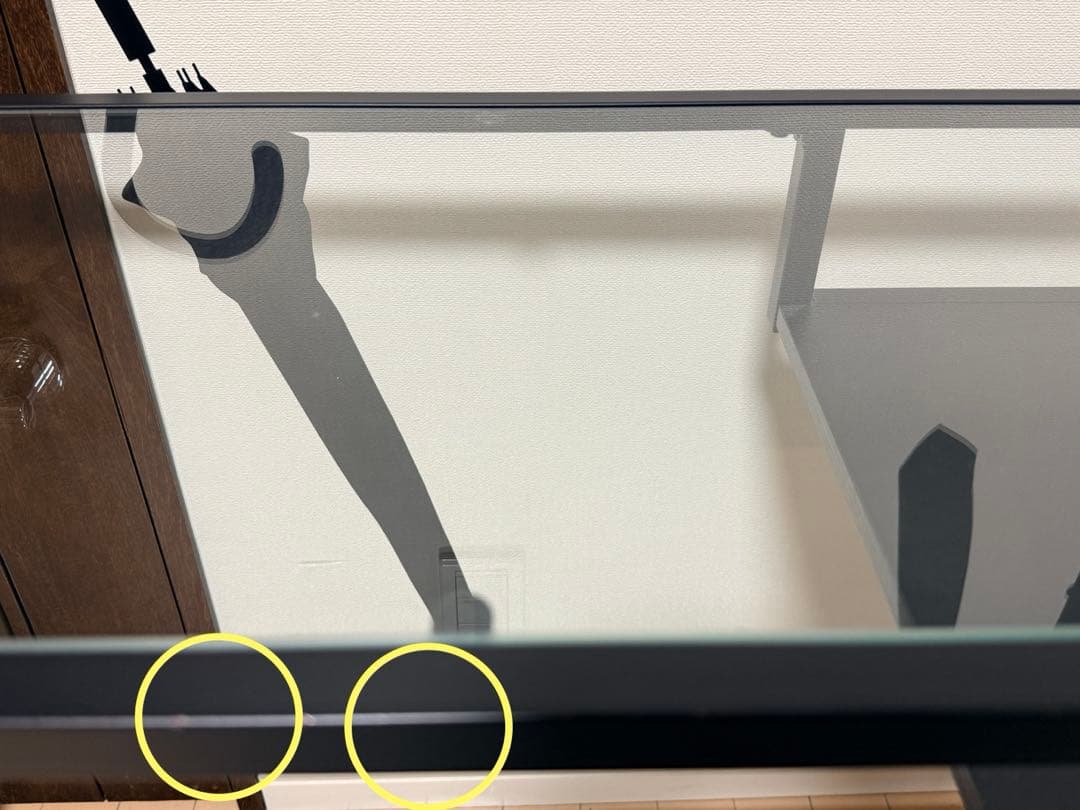 ほぼ未使用◆IKEA◆VITTSJÖ ガラストップ PCテーブル 廃盤 おまけ付