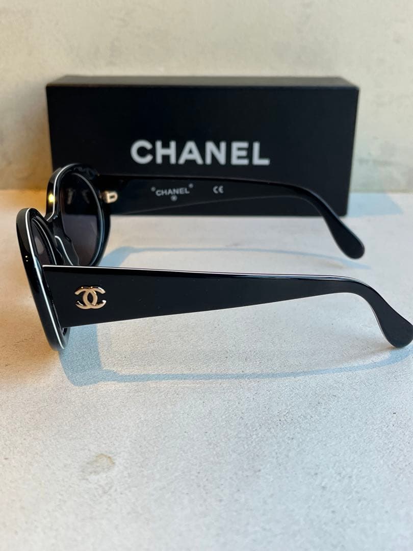 【極美品】CHANEL ブラック ラウンドサングラス