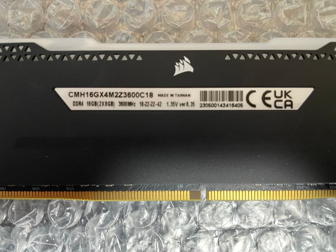 CORSAIR DDR 4 メモリ3600 hz 16ギガx2 (8ギガ2枚)