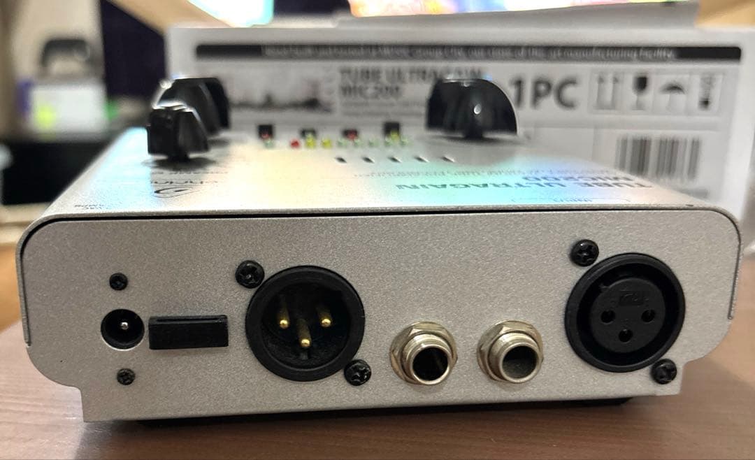 配信機器・PA機器・レコーディング機器 tube ultragain mic200 behringer