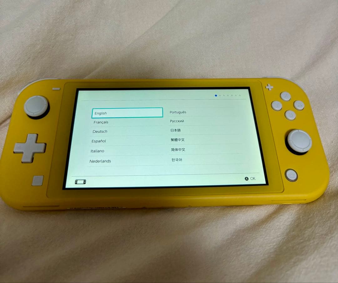 Nintendo Switch Lite イエロー 本体とケース付き 箱無し