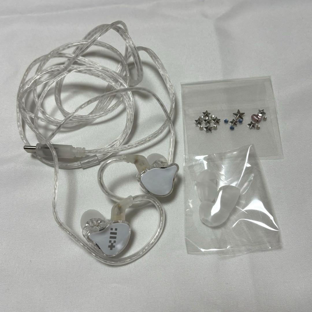 ILLIT イヤモニ風イヤホン