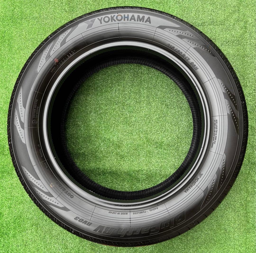 YOKOHAMA BluEarth RV03 215/60R17 2023年深山