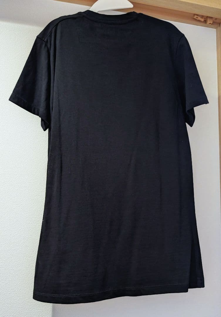 ウ*ン様 MONCLER ブラック Tシャツ レディース ビーズ　新品　Mサイズ