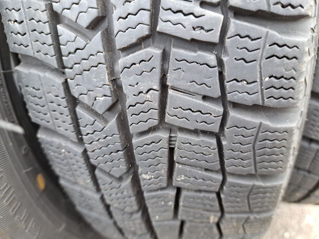 バリ山！155/65R14×4雪道安心！信頼と剛性のダンロップWM！送料￥300