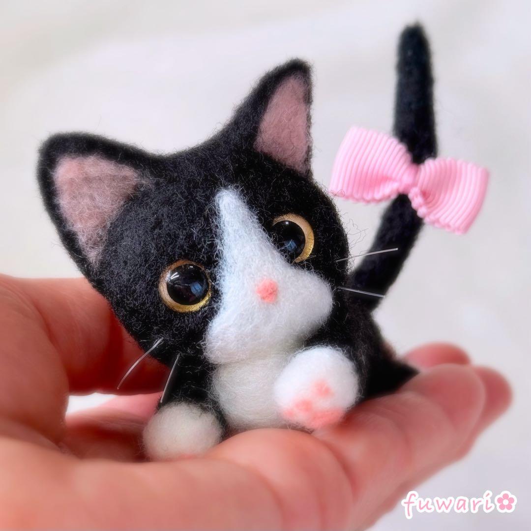 リクエスト品　羊毛フェルト　ちょこんと甘えんぼハチワレ♡おすましキジトラセット