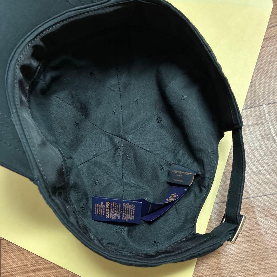 ニコ　ルイヴィトン　ベースボールキャップ　黒
