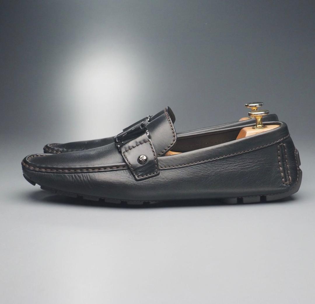 極美品　ルイヴィトンLOUIS VUITTON レザーモカシン　シューズ革靴