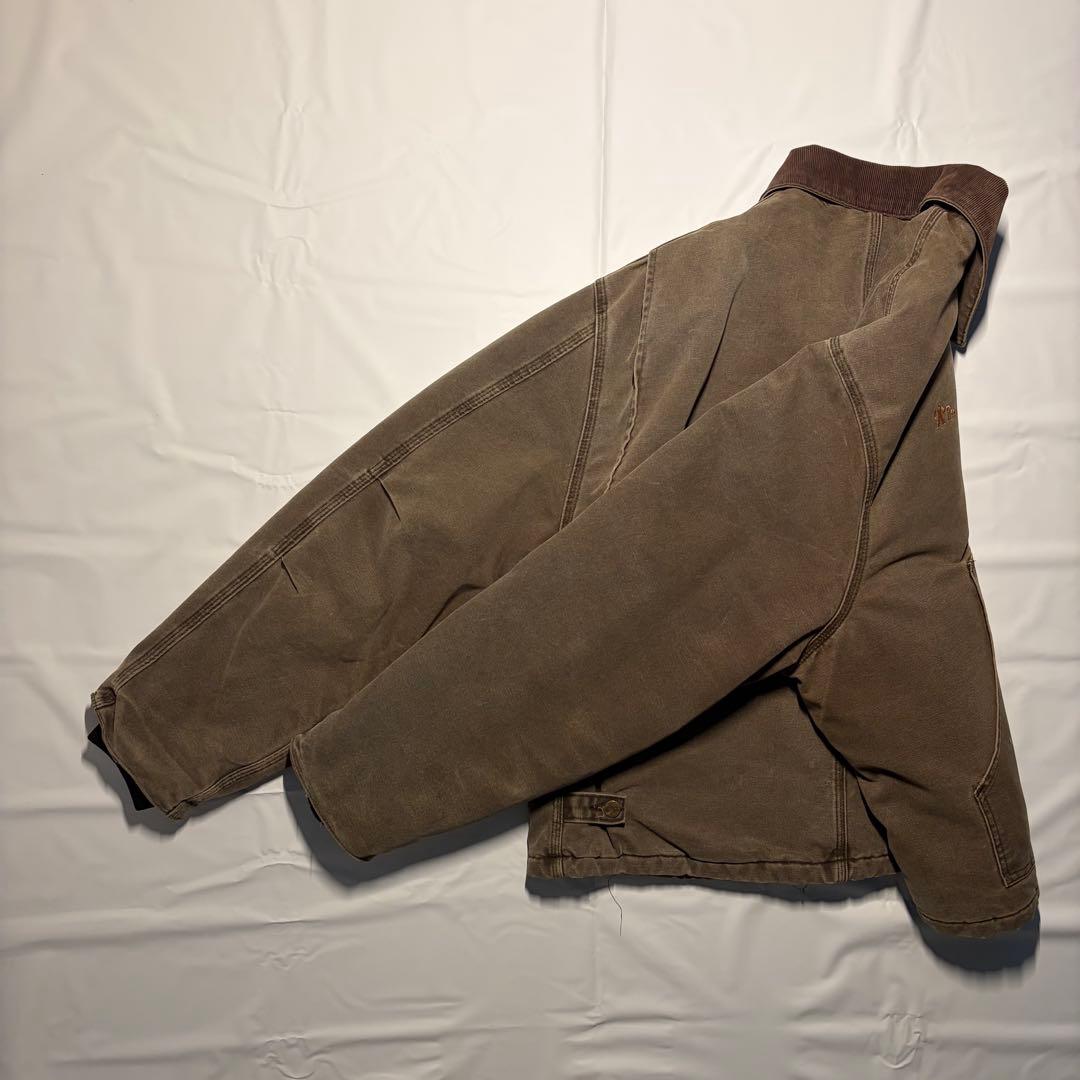 Carhartt - J22 CHT アクティブジャケット￼ ブラウンbrn
