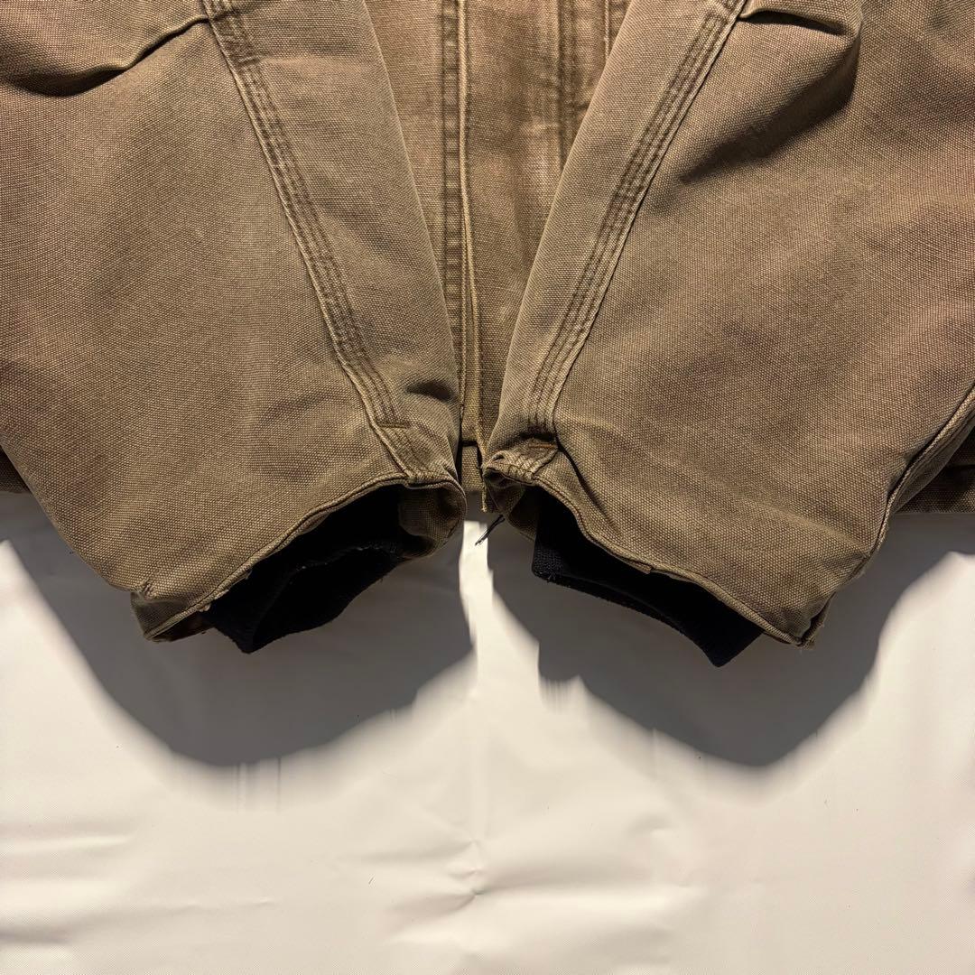 Carhartt - J22 CHT アクティブジャケット￼ ブラウンbrn