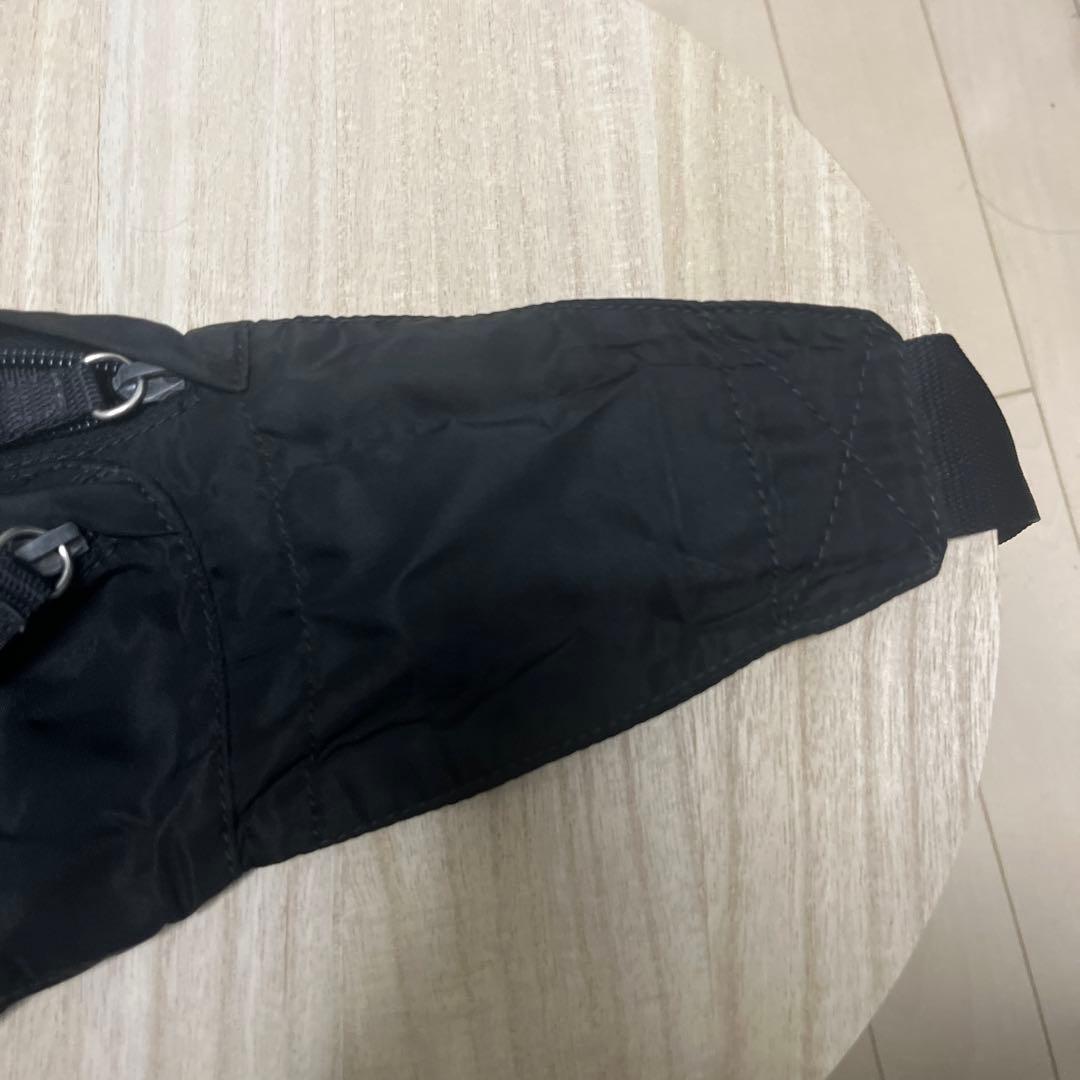 PRADA ボディバッグ 黒 ウエストポーチ