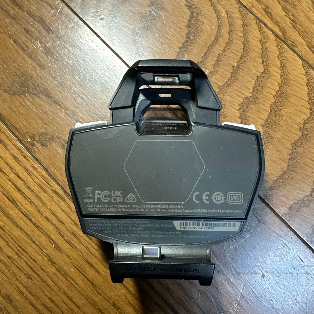 スマホアクセサリー ASUS ROG AeroActive Cooler6 for 5/5s