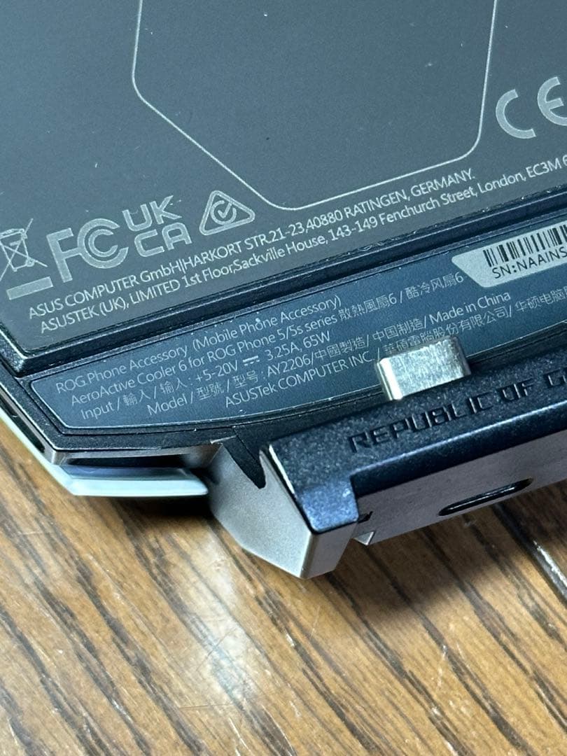スマホアクセサリー ASUS ROG AeroActive Cooler6 for 5/5s