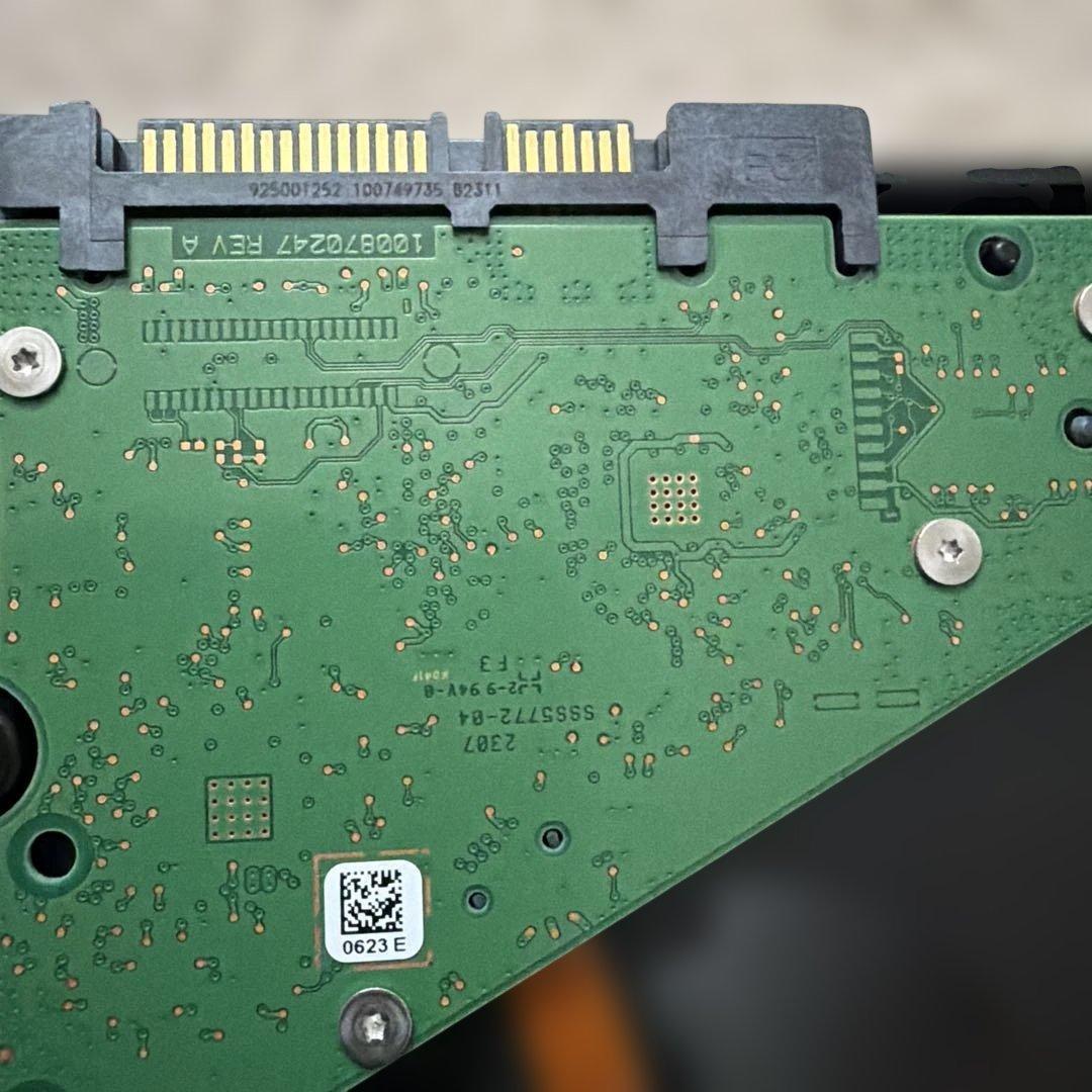 内蔵型ハードディスクドライブ Seagate Barracuda 8TB