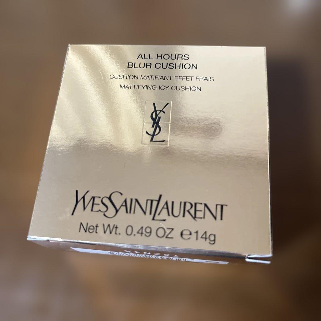 YSL イヴサンローラン　オールアワーズ ブラークッション