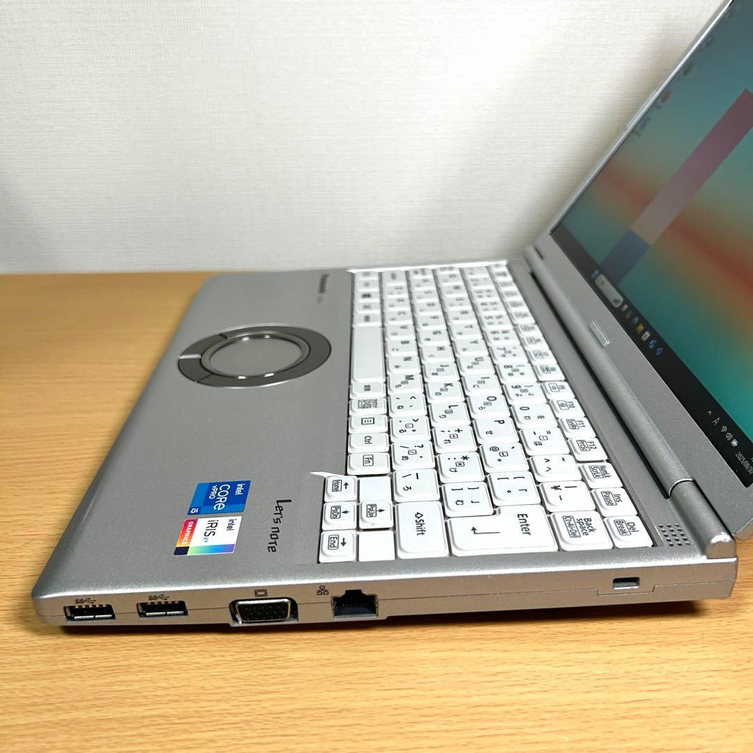美品 Panasonic Let's note SV1 16GB Office