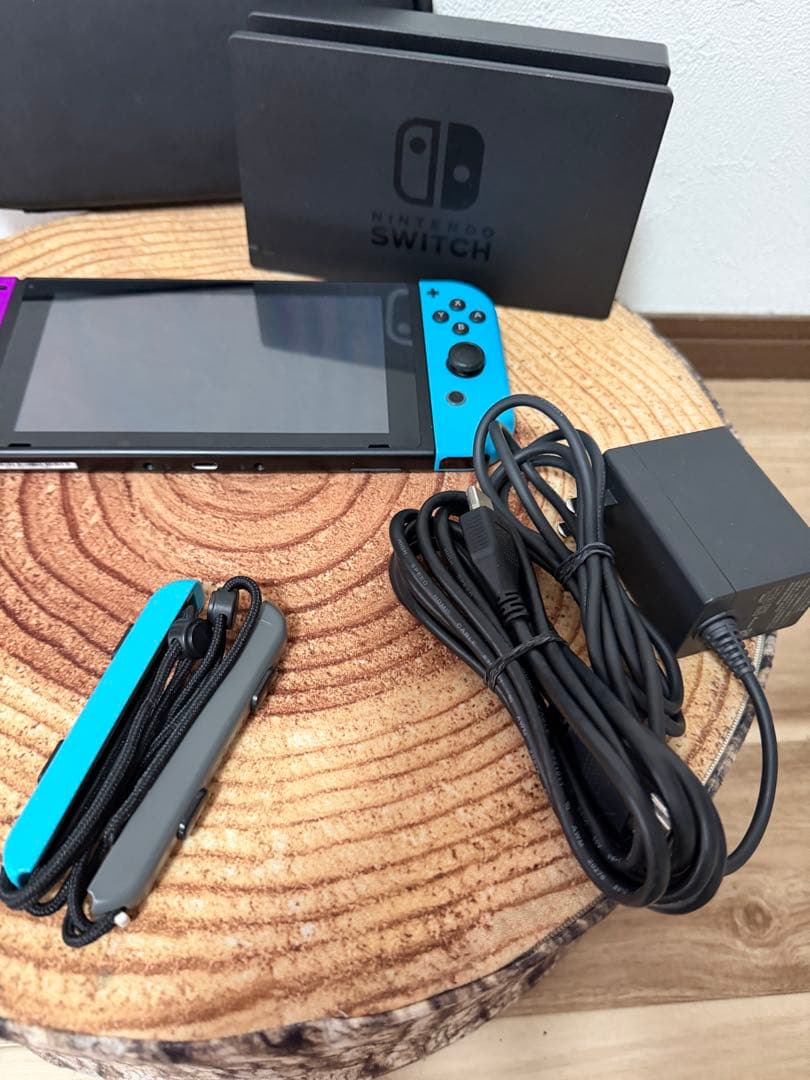 Nintendo Switch ニンテンドースイッチ本体　PPL/BLU箱無し