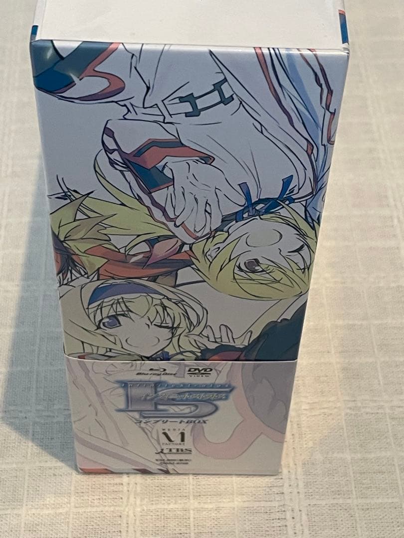 IS<インフィニット・ストラトス> コンプリートBlu-ray BOX〈6枚組〉