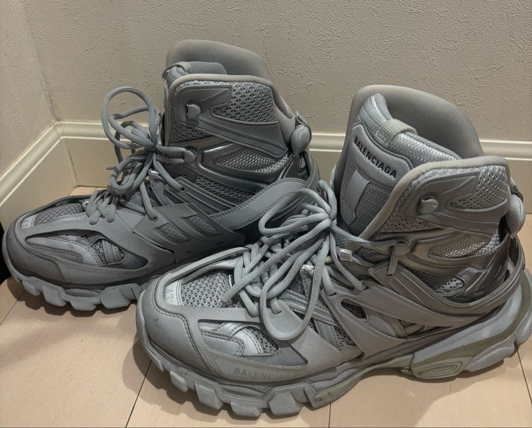 BALENCIAGA ハイカットスニーカー Track Hike ライトグレー