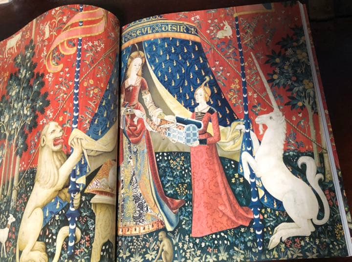 千円引　フランス国立クリュニー中世美術館所蔵 貴婦人と一角獣展 公式図録