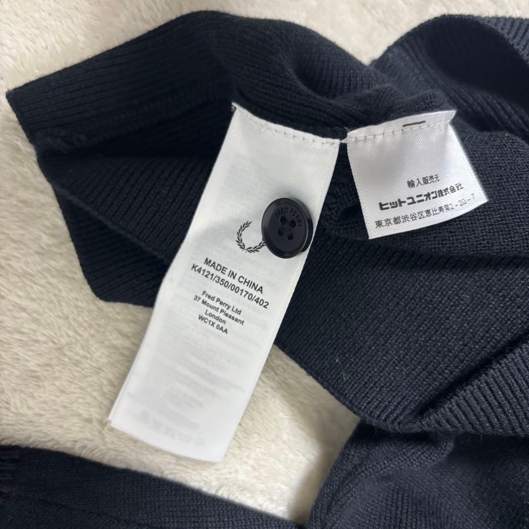 FRED PERRY Vネックカーディガン K4121 ブラック