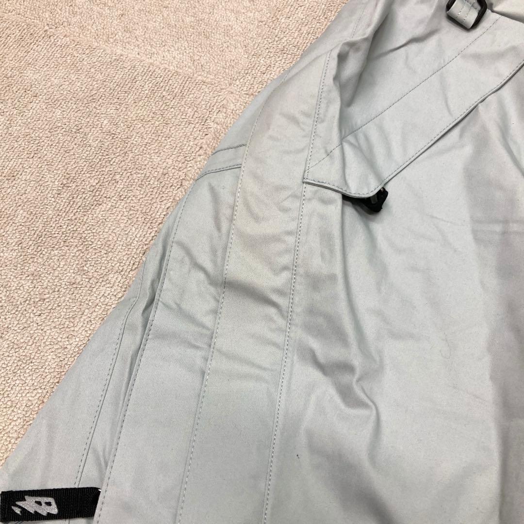 新品　訳あり　BLUBLOOD スノーボードウェア　パンツ　ライトグレー　M