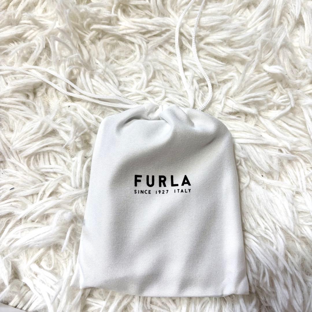 【新品】FURLA ブラック 名刺入れ　カードケース　札入れ