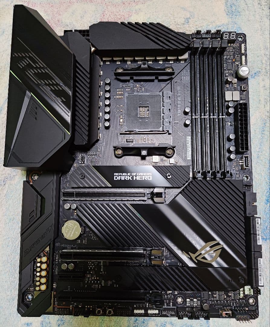 マザーボード ROG CROSSHAIR VIII DARK HERO