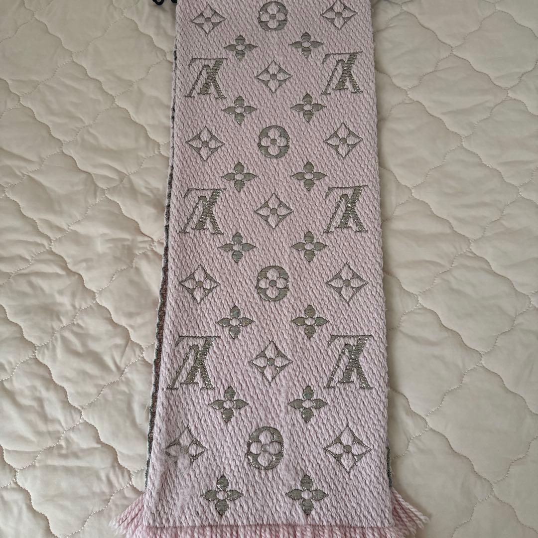 Louis Vuitton エシャルプロゴマニアピンク マフラー