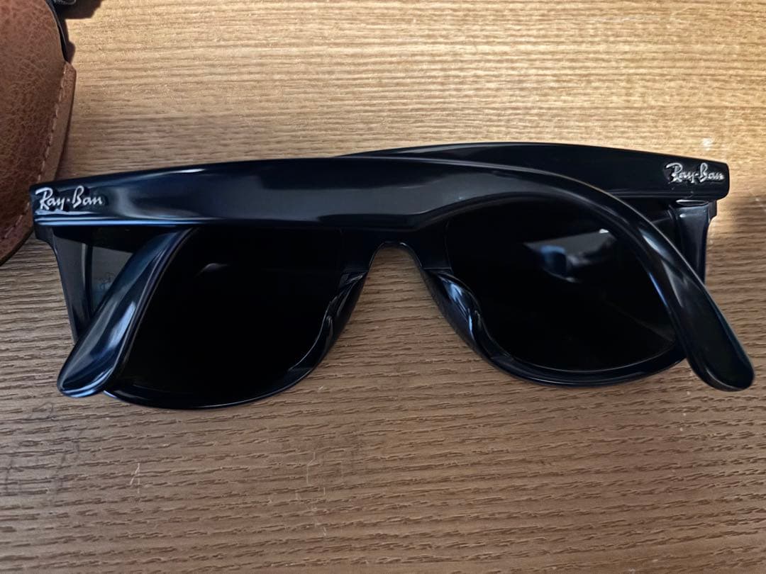 Ray-Ban Wayfarer サングラス　RB 2140-F