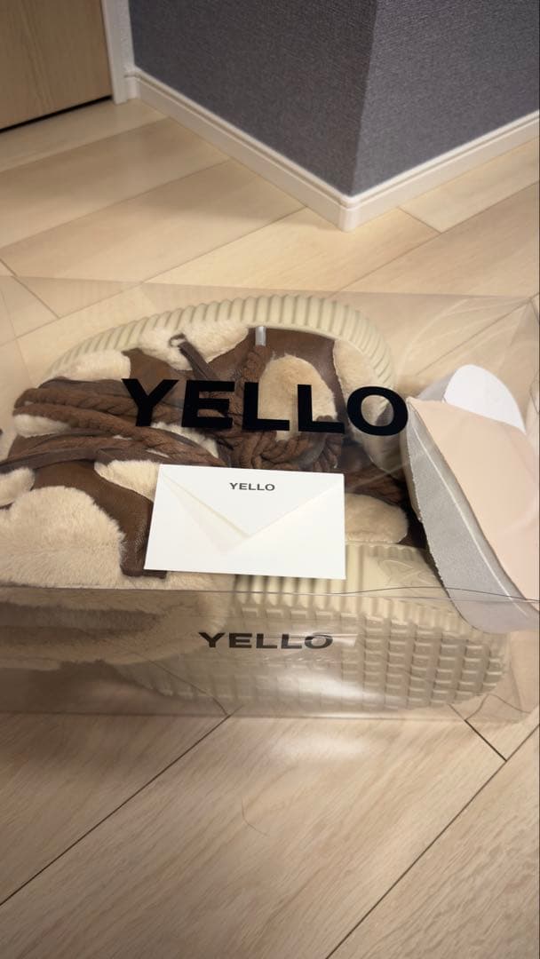 【極美品】YELLO SHEPHERDESS SHORT BOOTS