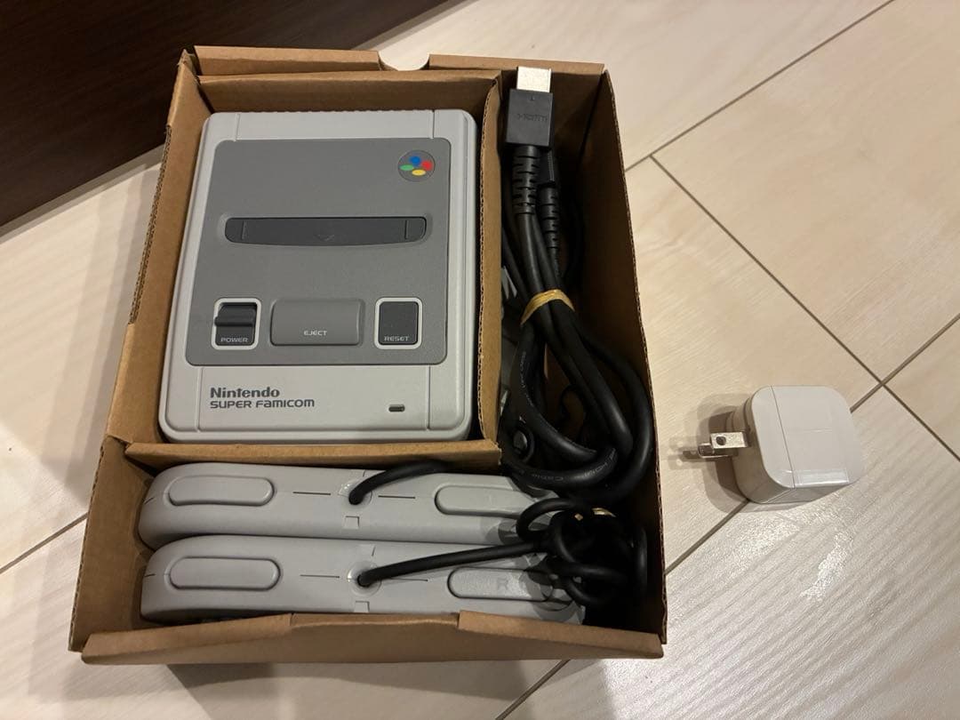 Nintendo ニンテンドークラシックミニ スーパーファミコン　すぐに遊べる