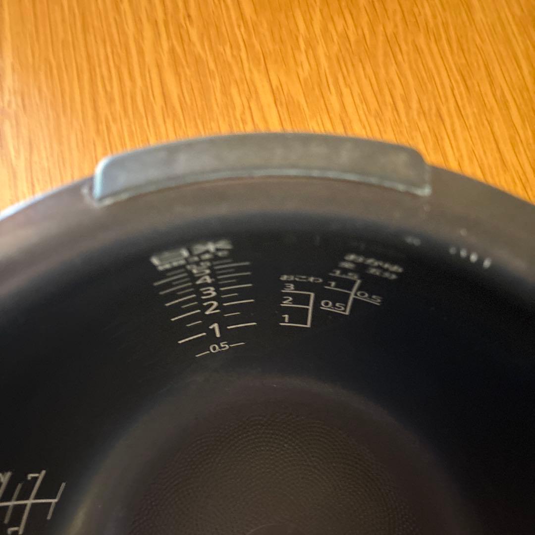 TIGER 圧力IH炊飯ジャーJPI-A100 5.5合