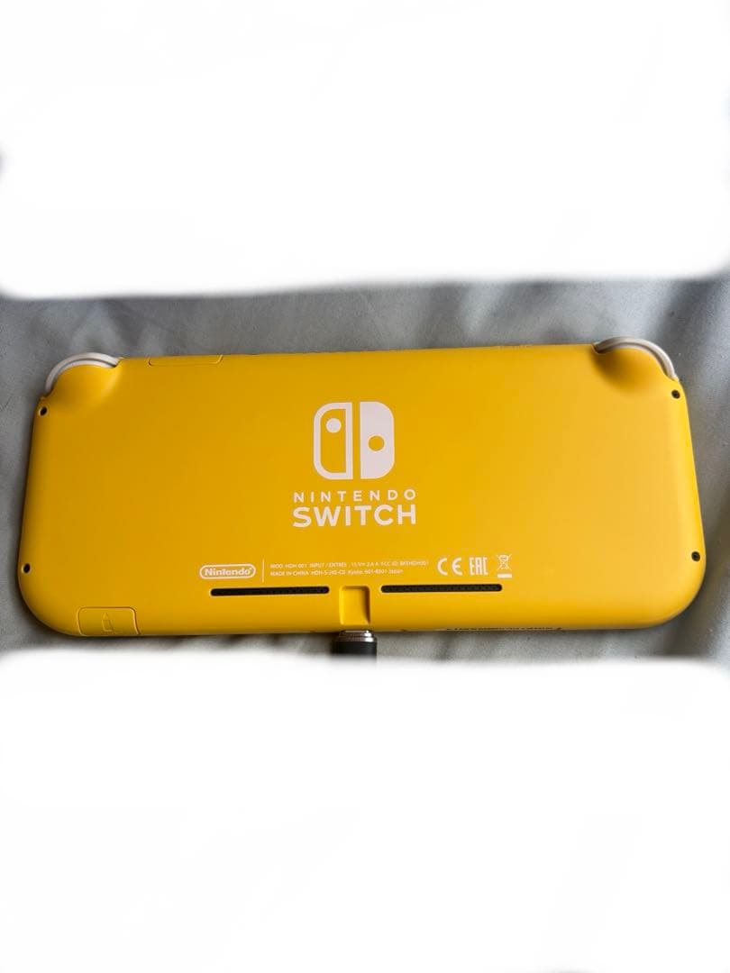 ニンテンドー　Switch Lite イエロー　本体のみ