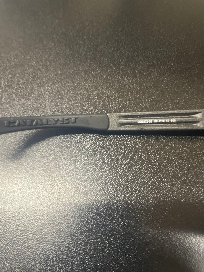 OAKLEY オークリー サングラス catalyst