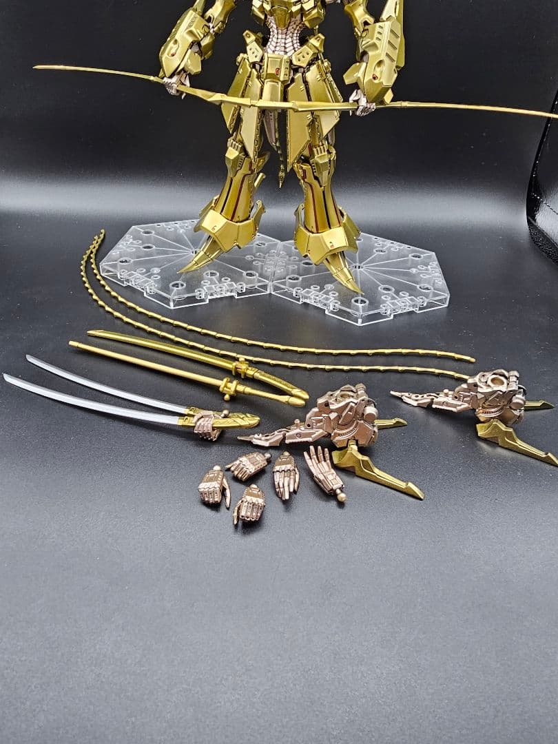 文*様 ボークスims1/144ナイトオブゴールド　全塗装完成品