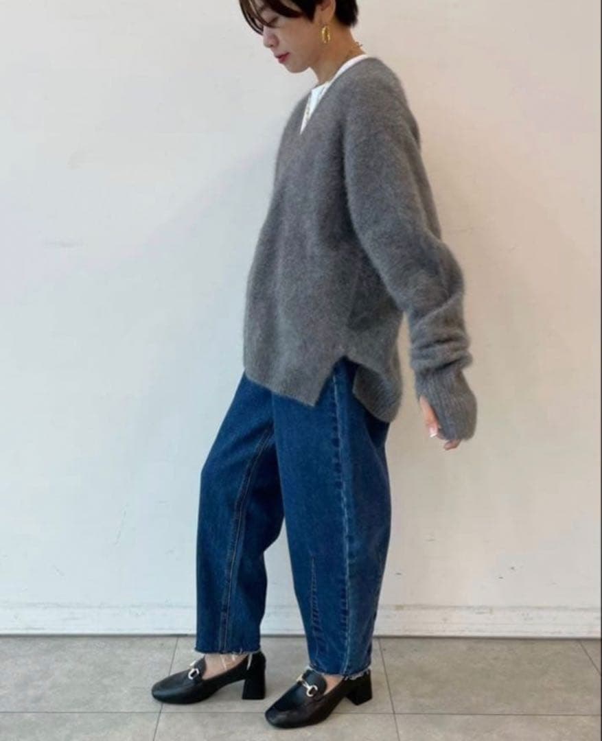 【美品】カデュネCADUNE カーヴィーデニムパンツ　38濃紺　神崎恵
