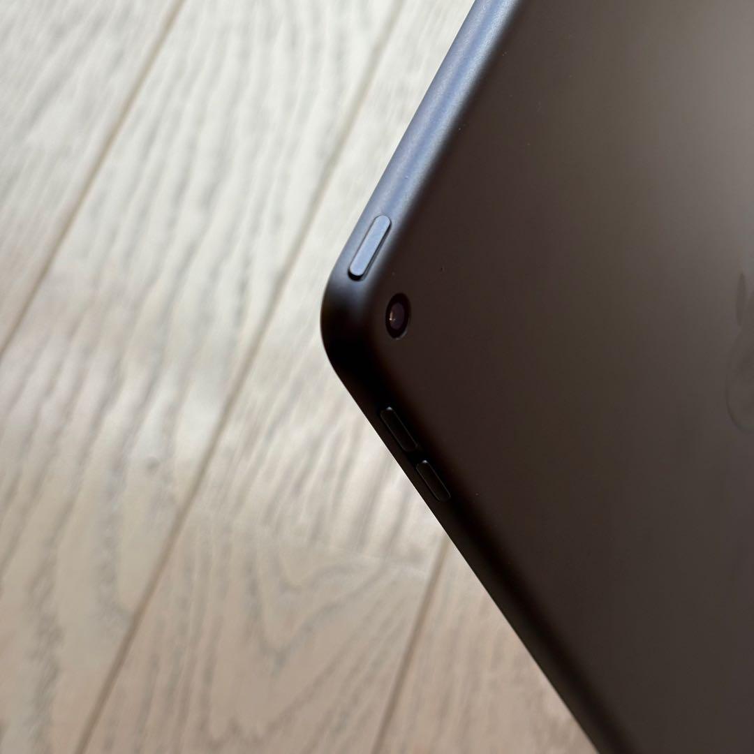Apple iPad Air 第3世代 スペースグレー バッテリー98%傷あり