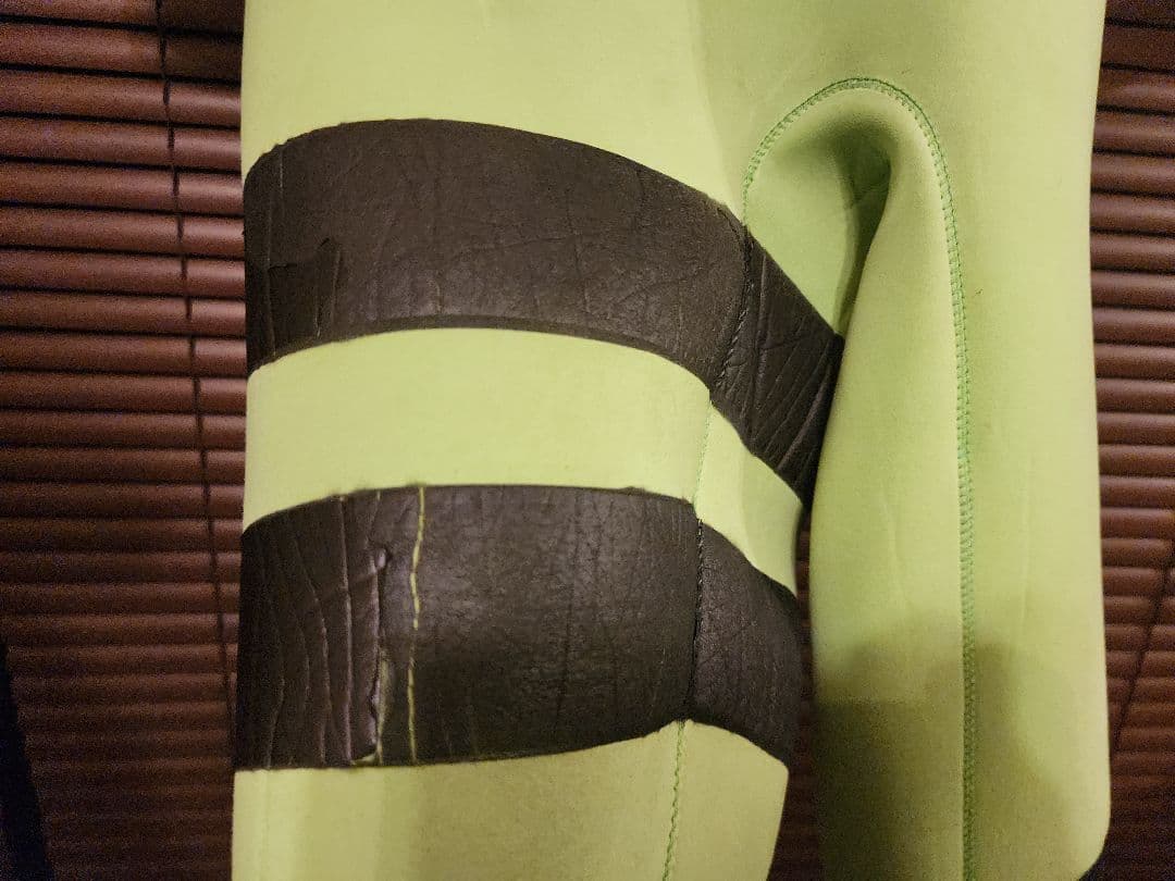 Hurley フルスーツ ブラック/グリーン　中古
