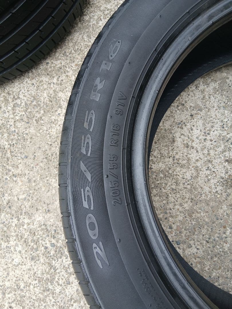 ①Pirelli 205/55R16 2本 2023年製