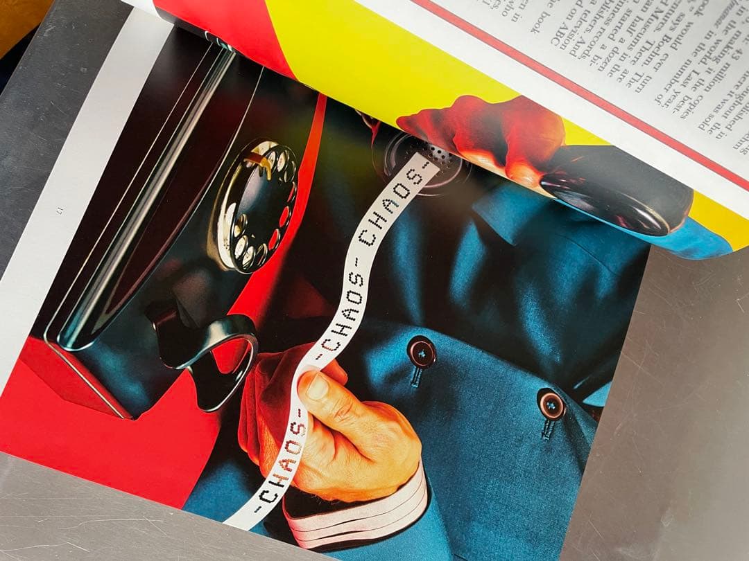 写真集　トイレットペーパーマガジン TOILETPAPER MAGAZINE