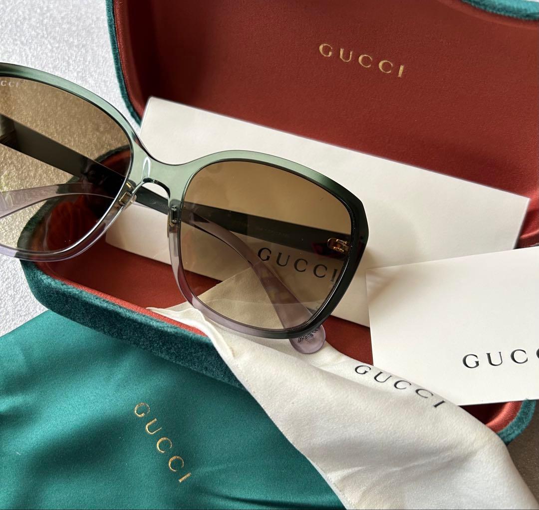 GUCCIグッチGG0371インターロッキングサングラス (クリアグリーン系)