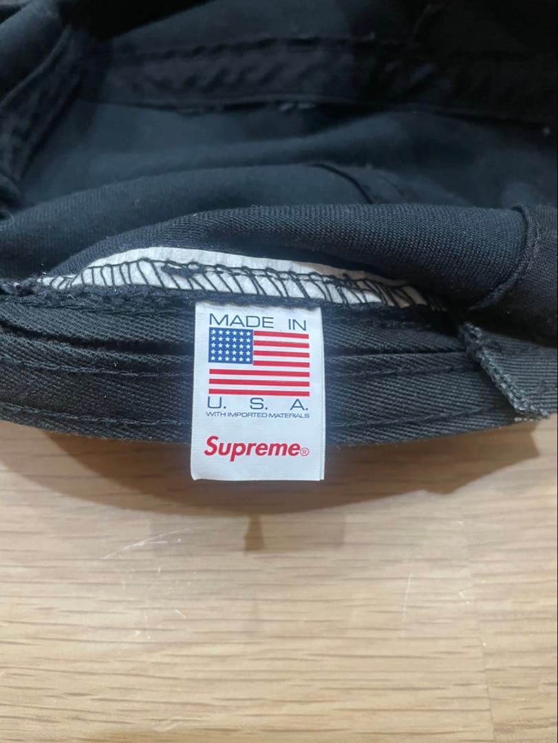 supreme キャップ　黒