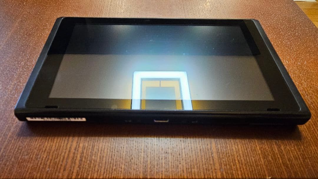 Nintendo Switch 　HAC -001　本体のみ