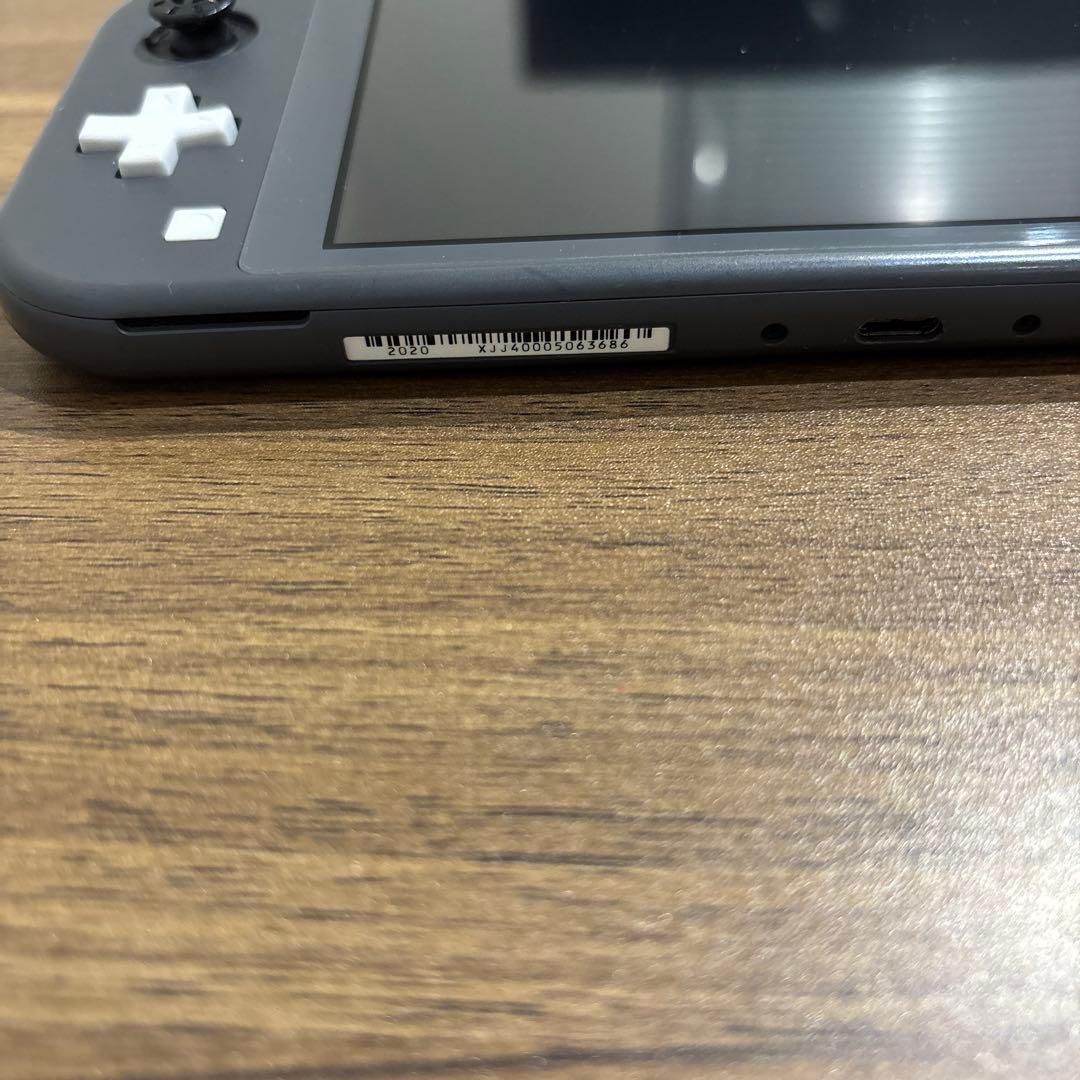 Y*I様 スウィッチライト　switch light ジャンク品