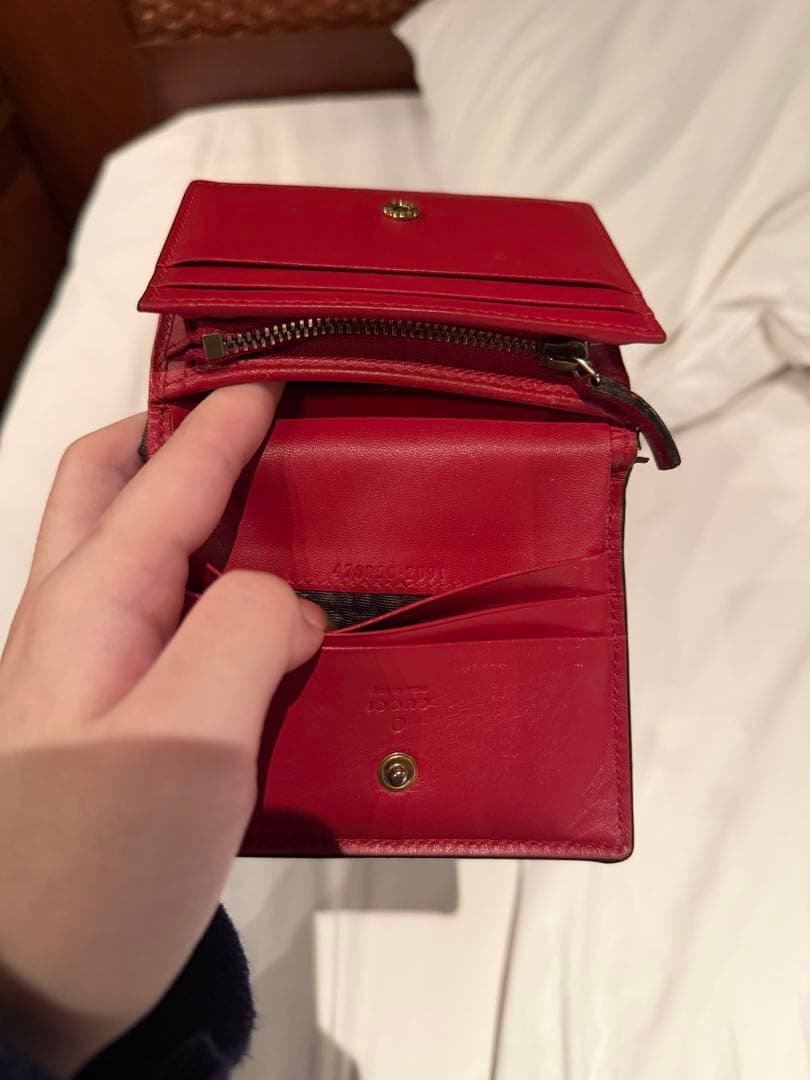 GUCCI さくらんぼ　財布