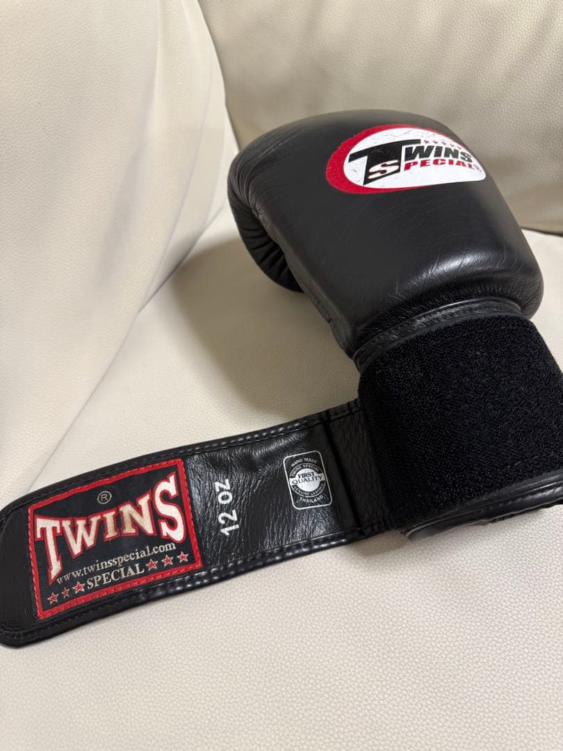 【週末限定値下げ！】TWINS SPECIAL ボクシンググローブ 12oz 黒